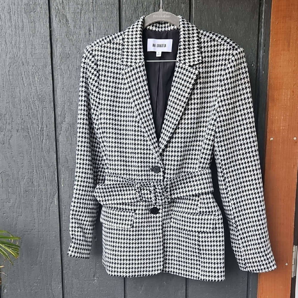 Monochrome Houndstooth Blazer